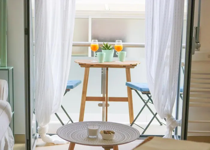 The Breeze - By Silver Prop *